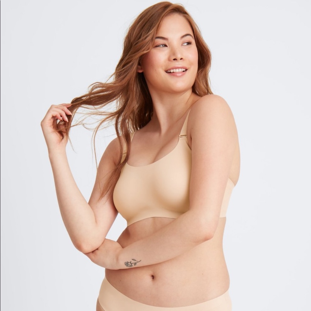 *Never worn* Knix bra, sz 2 (fits 36A, 34B, 32C)